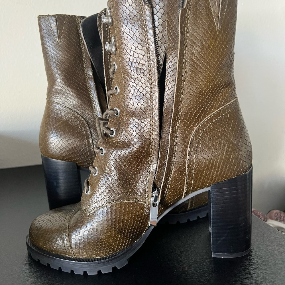 Paige boots - Picture 2 of 6